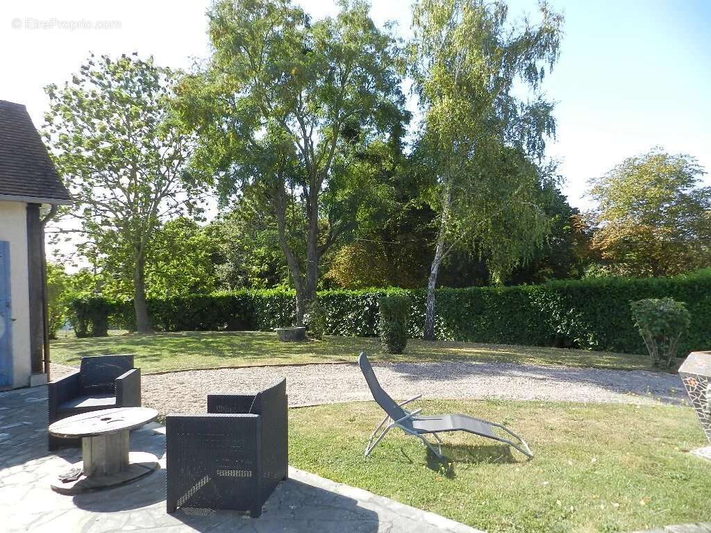 Maison à SAINT-PIERRE-SUR-DIVES