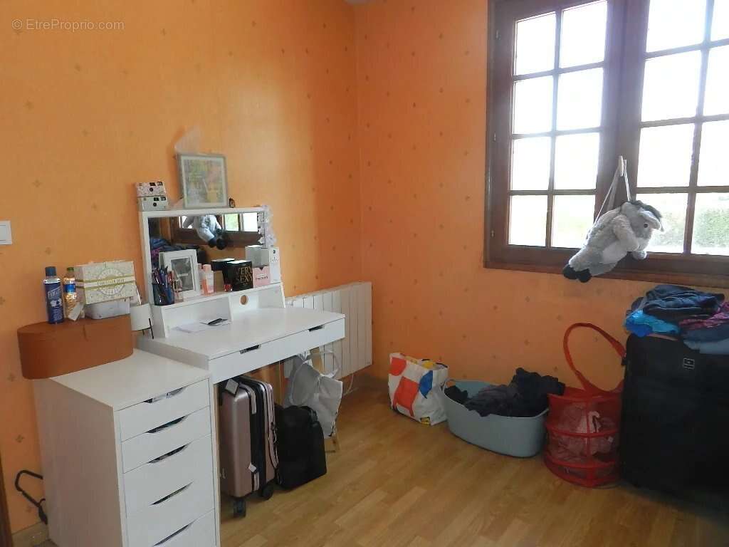 Maison à SAINT-PIERRE-SUR-DIVES