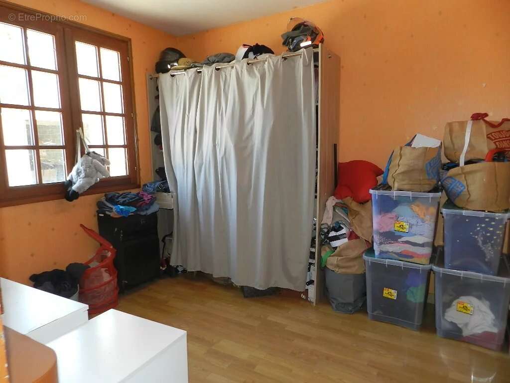 Maison à SAINT-PIERRE-SUR-DIVES