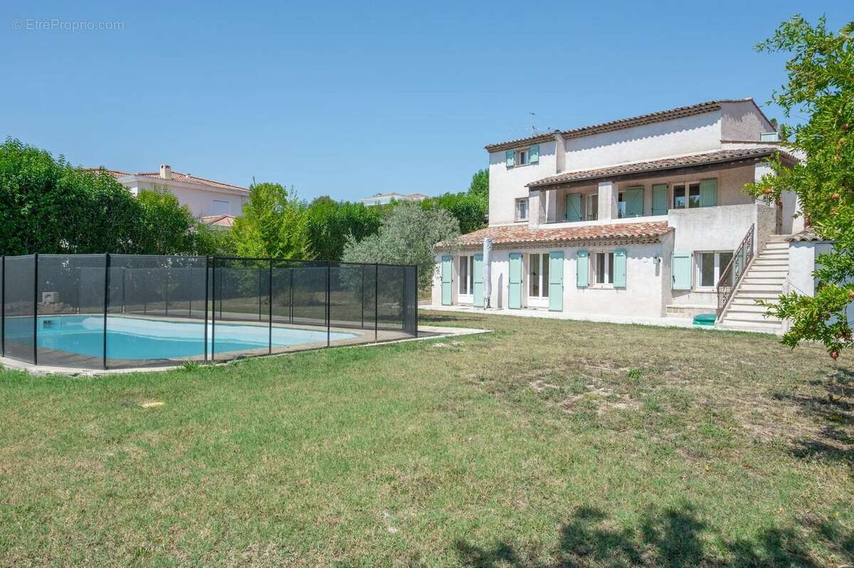 Maison à LA COLLE-SUR-LOUP