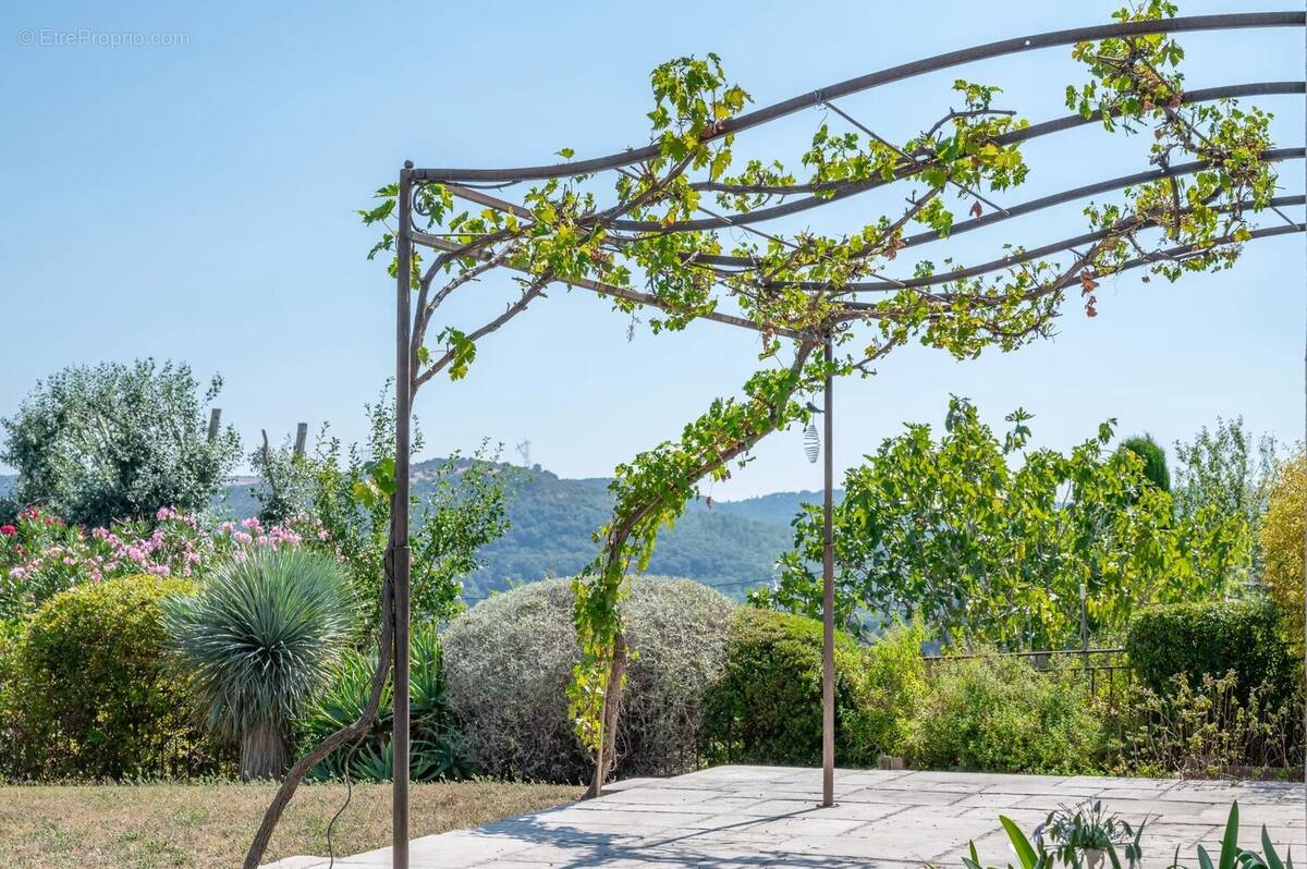 Maison à LA COLLE-SUR-LOUP