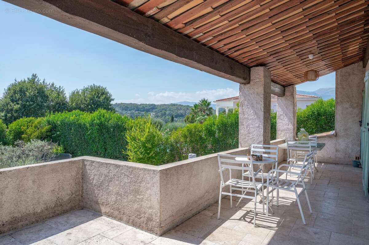 Maison à LA COLLE-SUR-LOUP