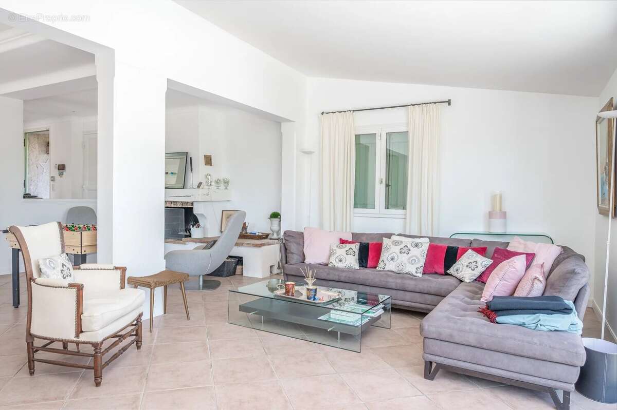 Maison à LA COLLE-SUR-LOUP