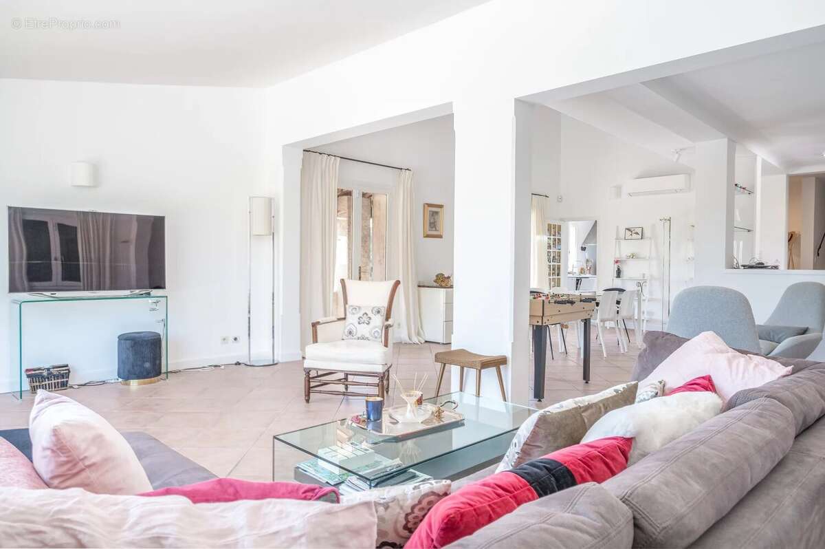 Maison à LA COLLE-SUR-LOUP