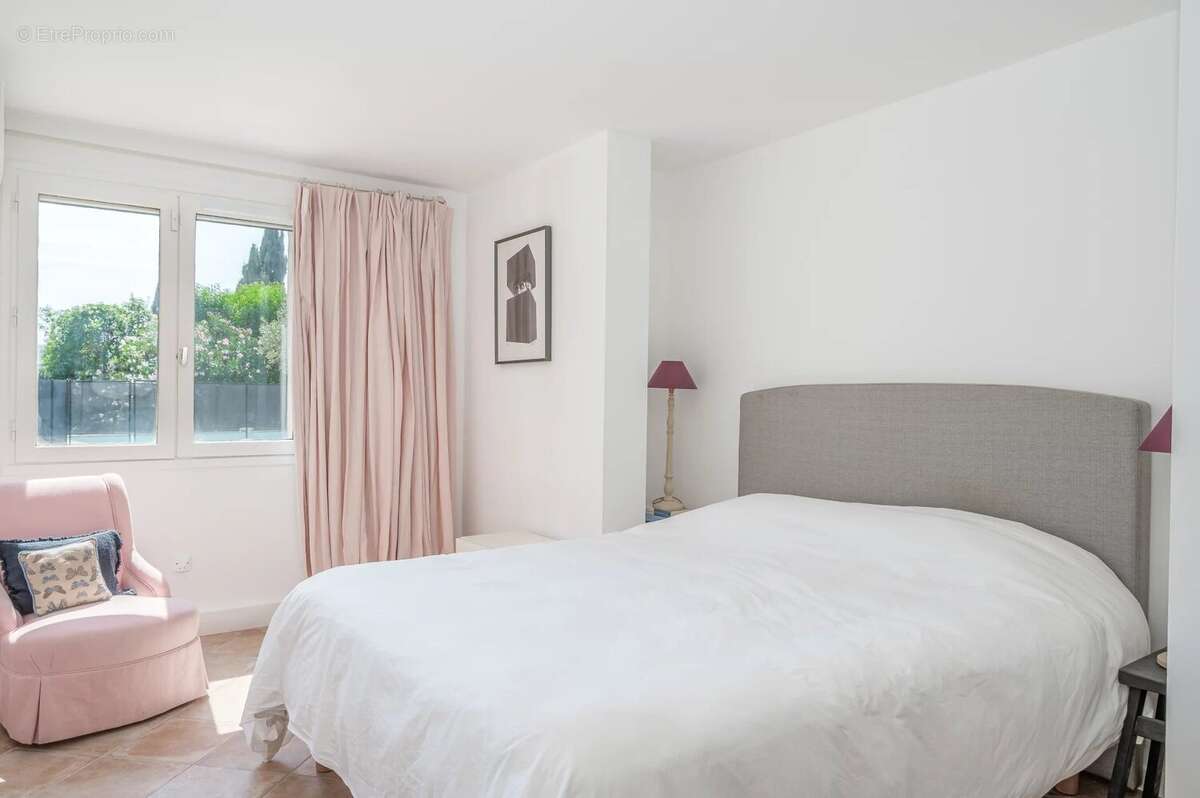 Maison à LA COLLE-SUR-LOUP