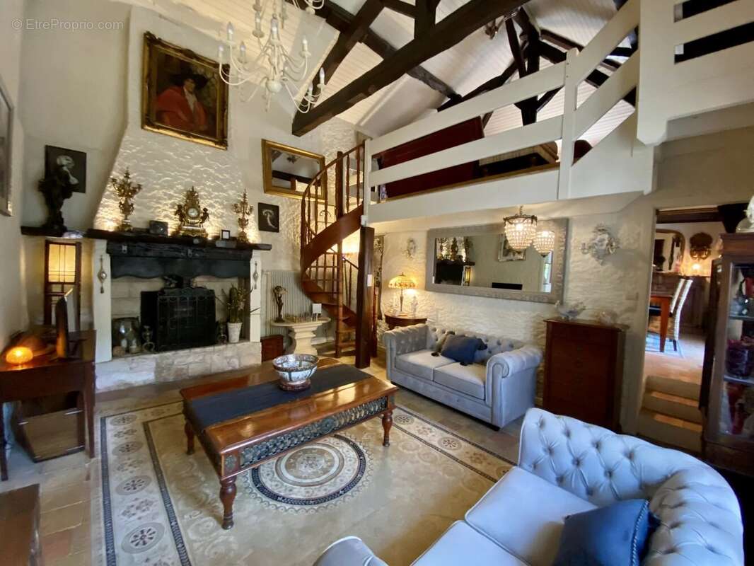 Maison à MONFLANQUIN