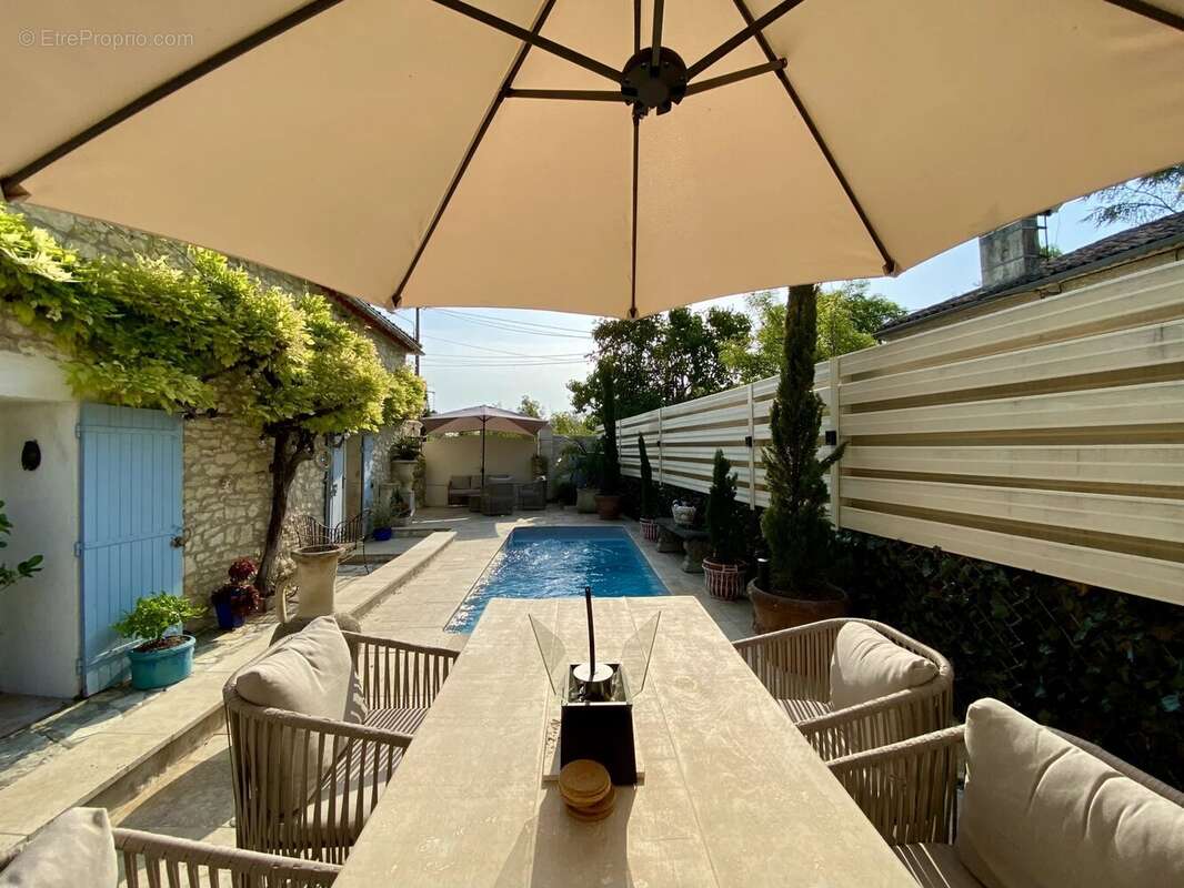 Maison à MONFLANQUIN