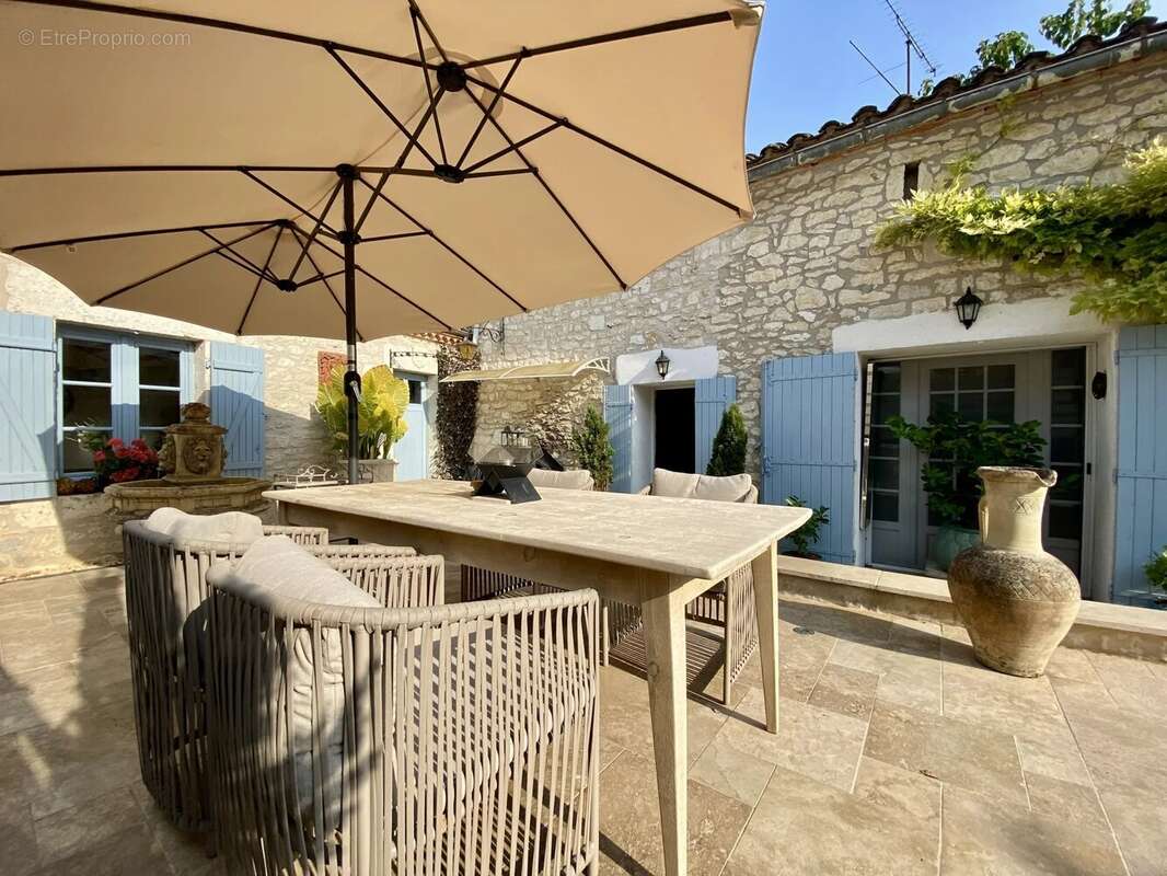 Maison à MONFLANQUIN