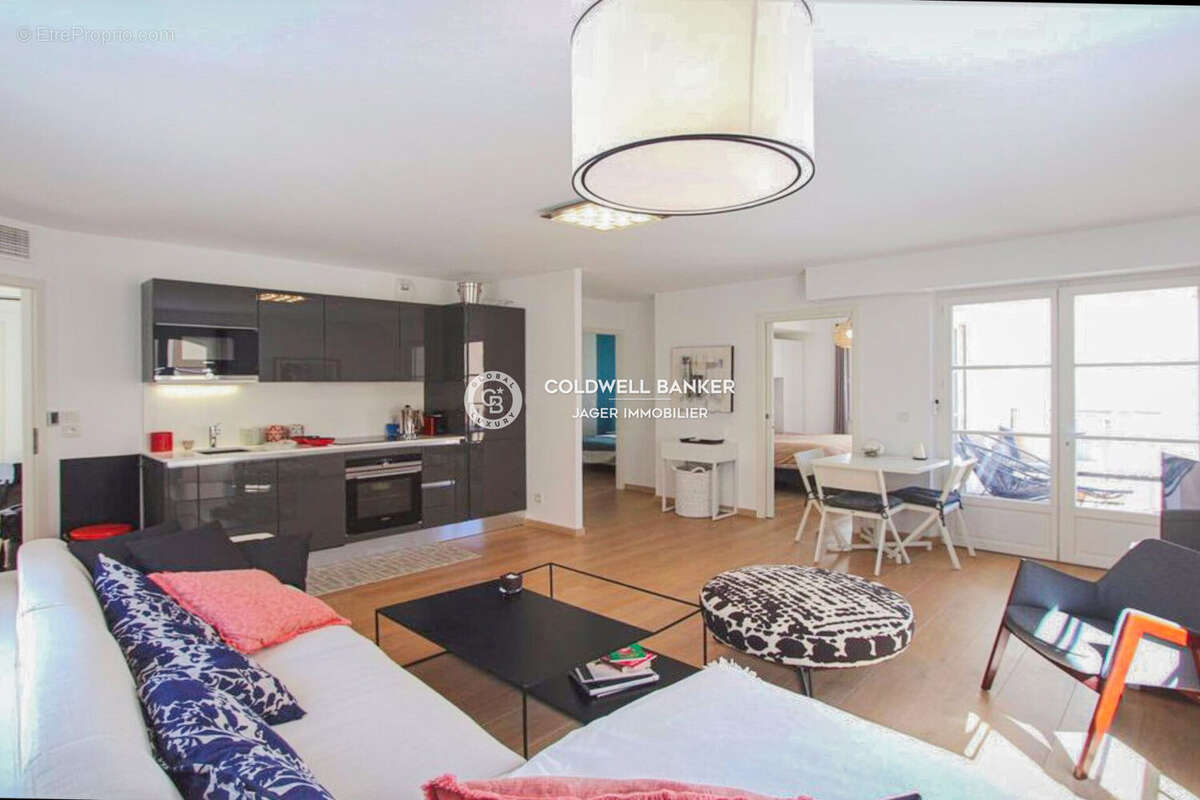 Appartement à SAINT-TROPEZ