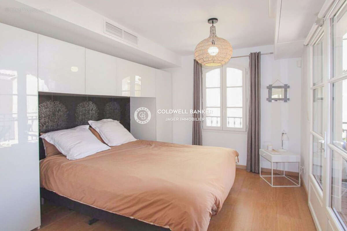 Appartement à SAINT-TROPEZ