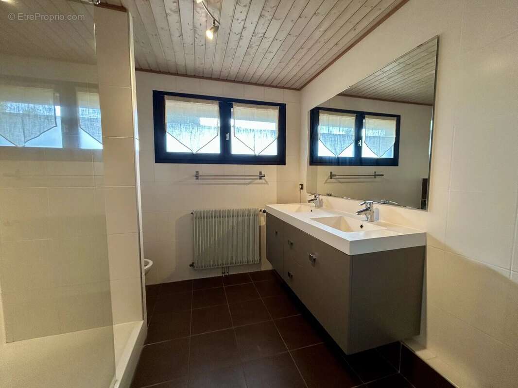 Appartement à THONON-LES-BAINS