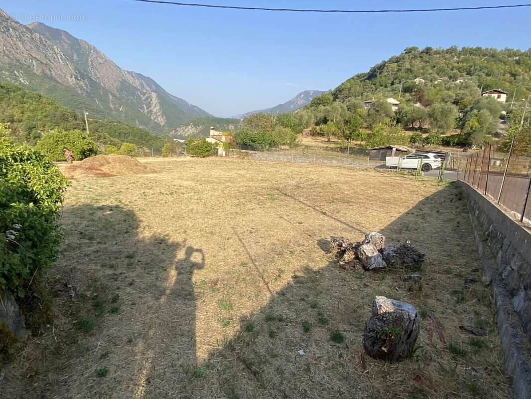 Terrain à MALAUSSENE