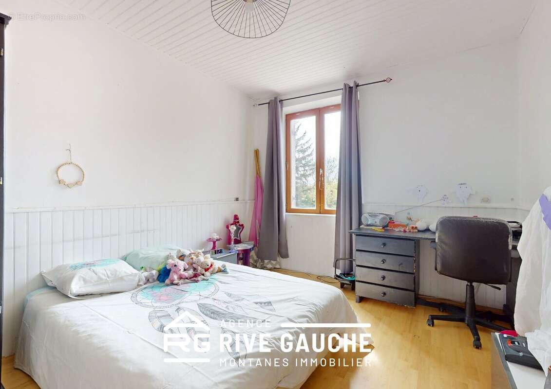 Maison à ROUSSILLON