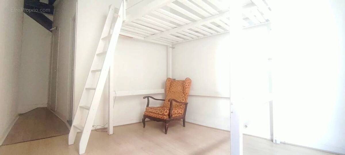 Appartement à PARIS-5E