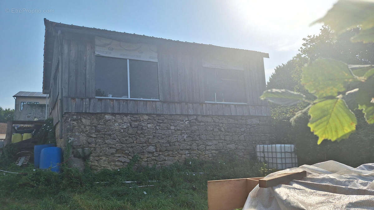 20250814_101909 - Commerce à PIEGUT-PLUVIERS