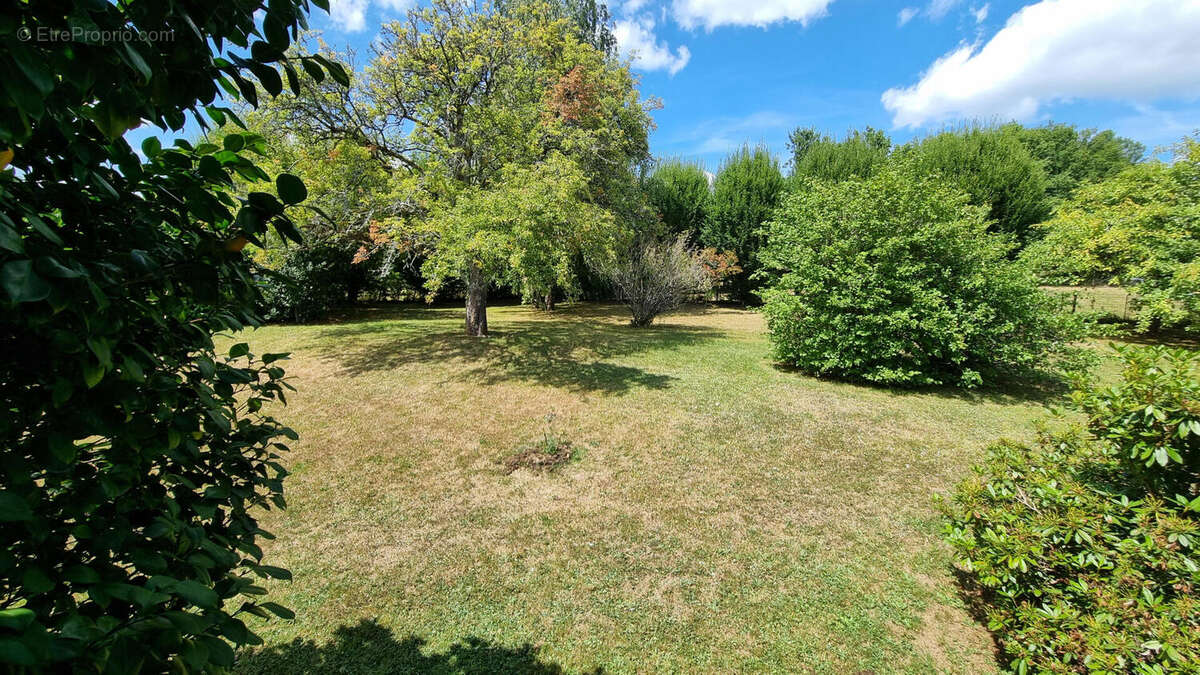 20250802_152301 - Maison à NONTRON