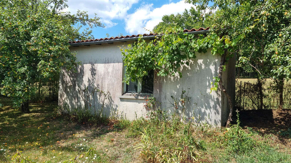 20250802_153314 - Maison à NONTRON