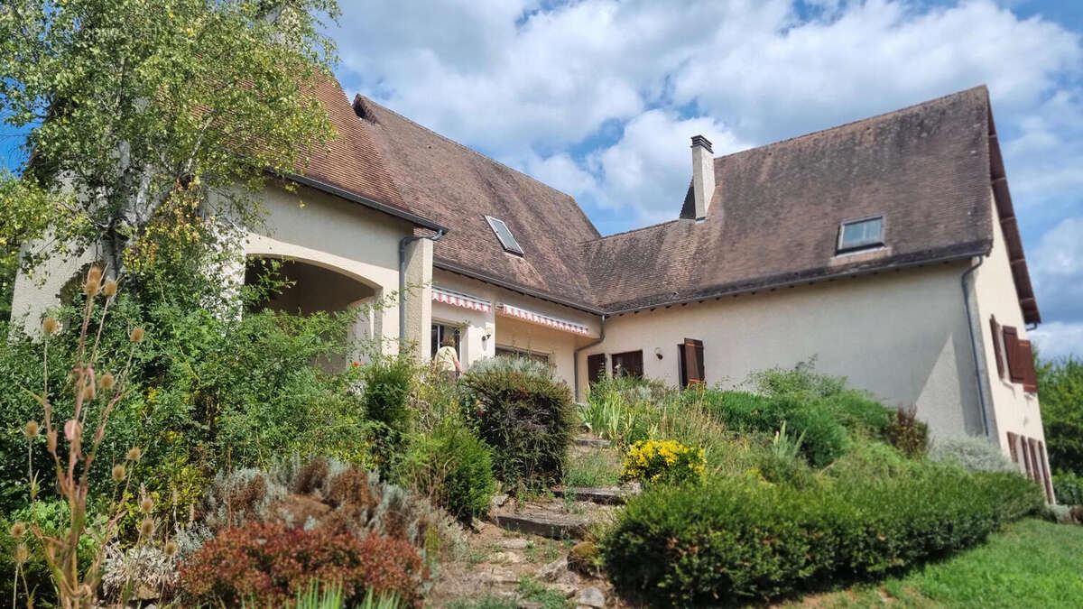 20250729_154244 - Maison à SAINT-MARTIAL-DE-VALETTE