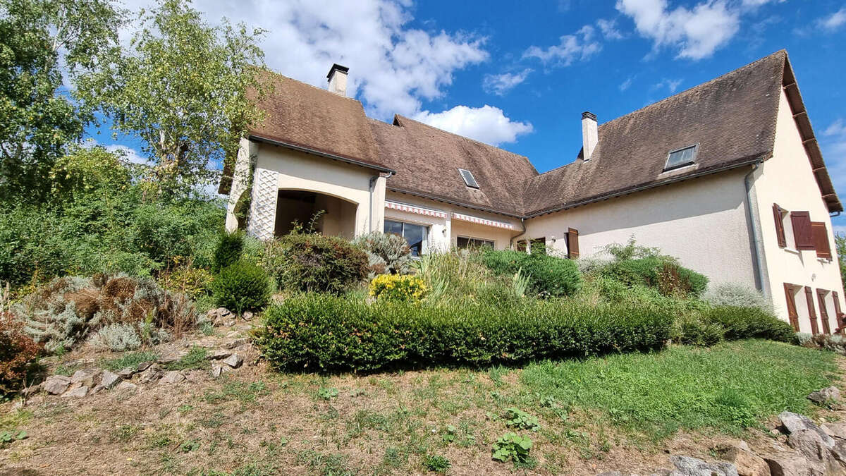 20250729_163522 - Maison à SAINT-MARTIAL-DE-VALETTE