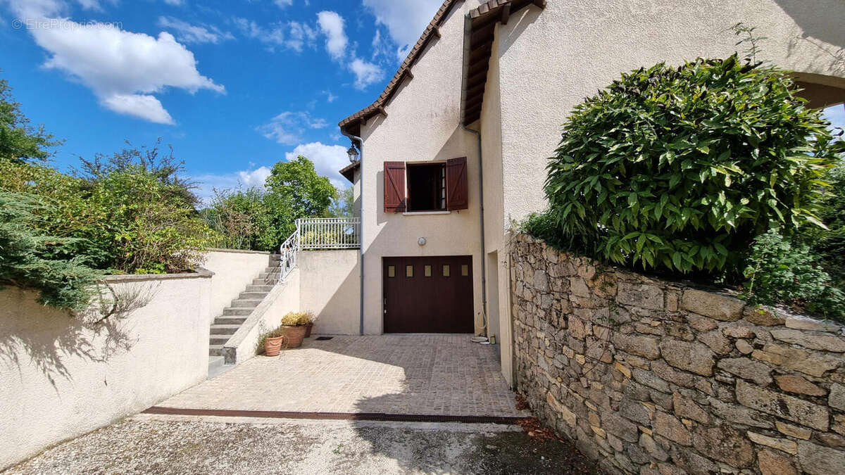 20250729_163630 - Maison à SAINT-MARTIAL-DE-VALETTE