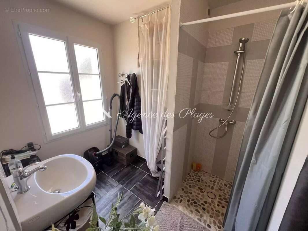 Maison à CORME-ECLUSE