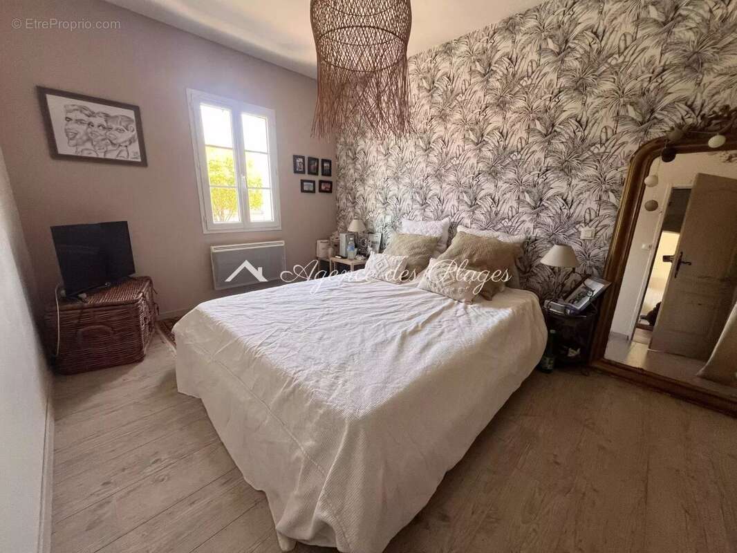 Maison à CORME-ECLUSE