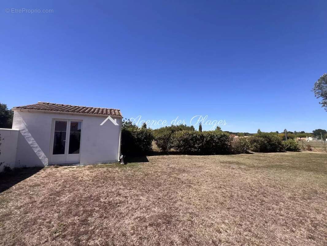 Maison à CORME-ECLUSE