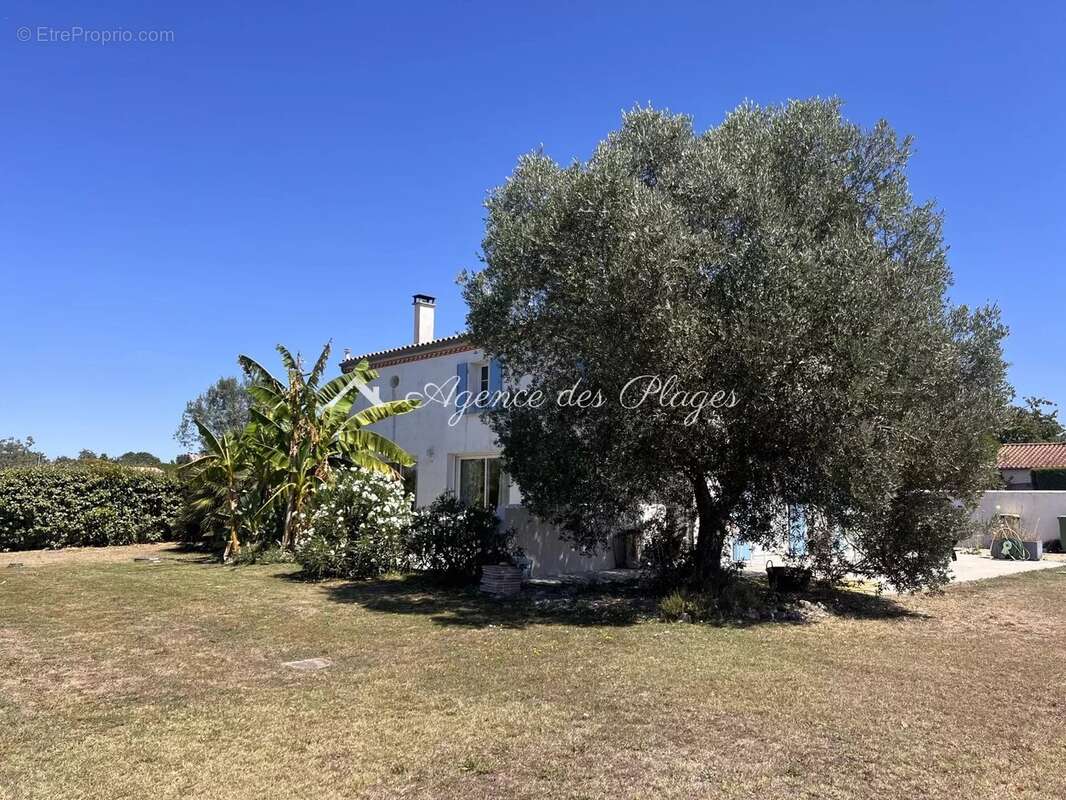 Maison à CORME-ECLUSE