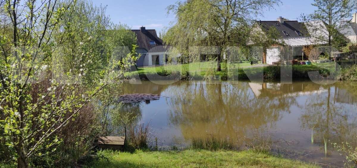 20 - Maison à SAINTE-ANNE-SUR-BRIVET