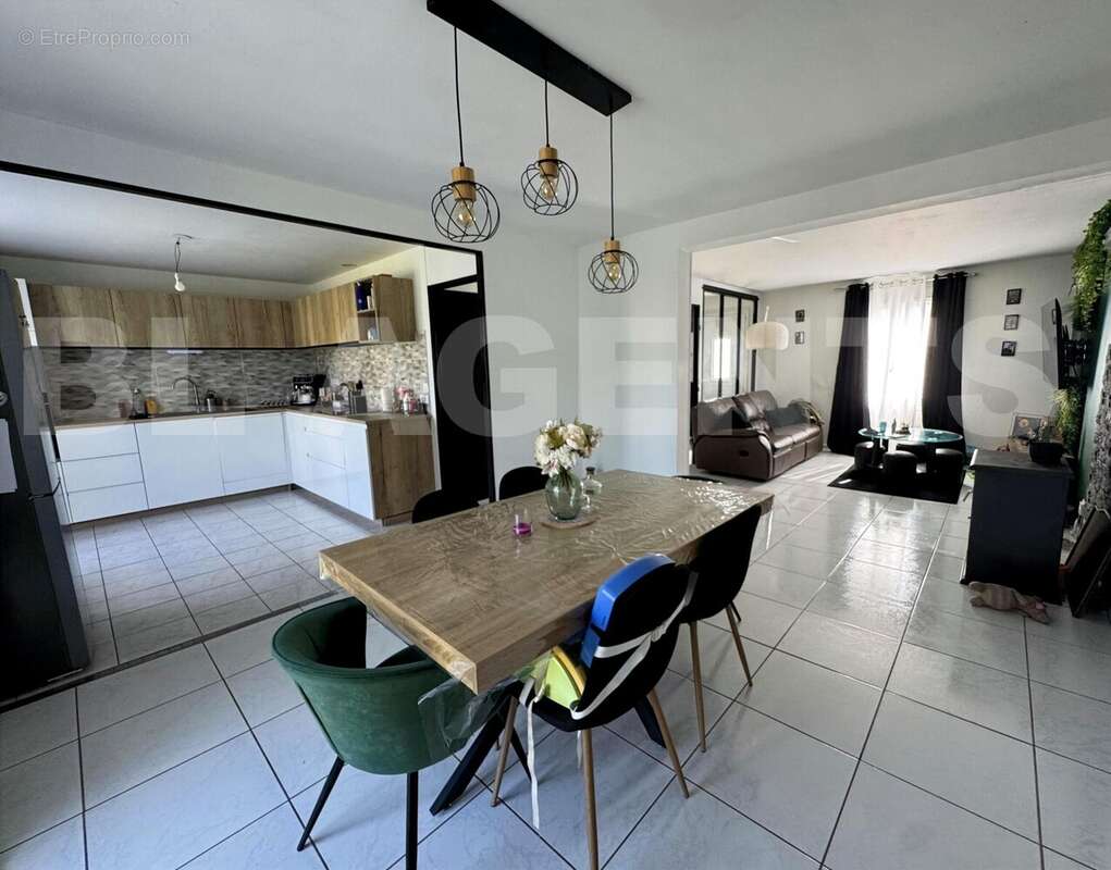 image00012 - Maison à BETZ