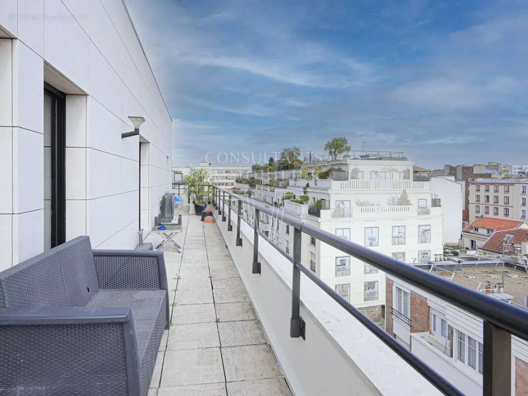 Appartement à LEVALLOIS-PERRET