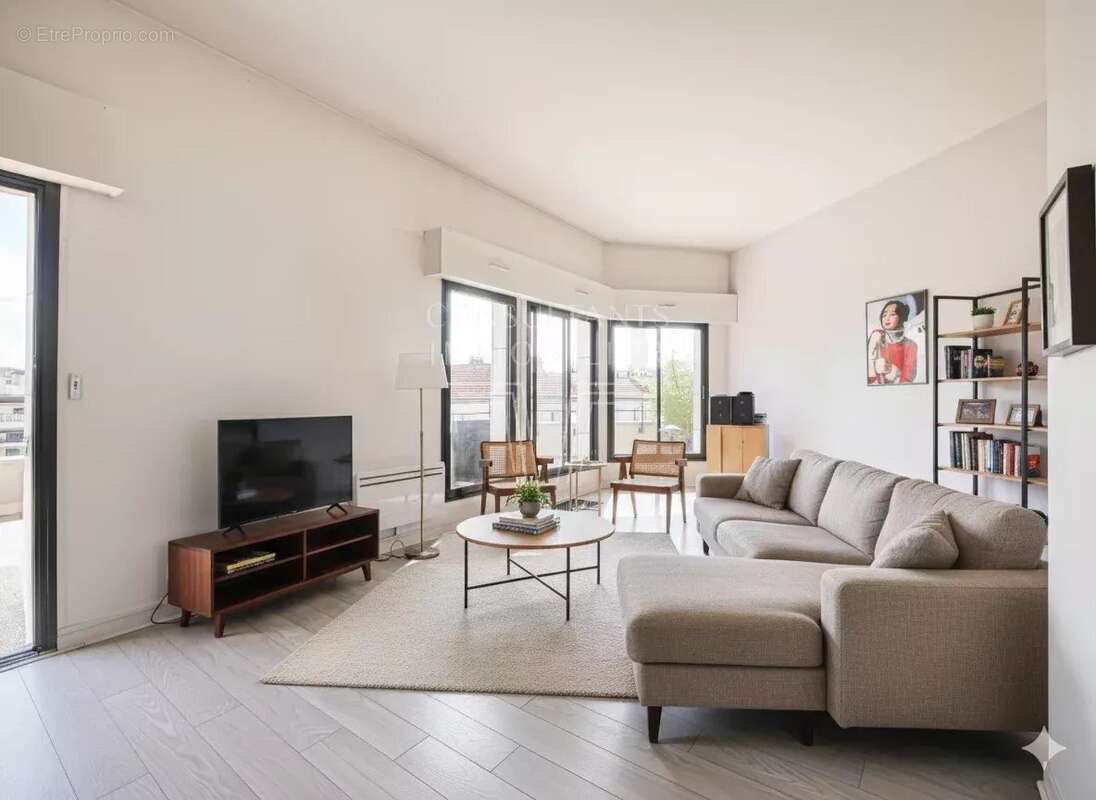 Appartement à LEVALLOIS-PERRET