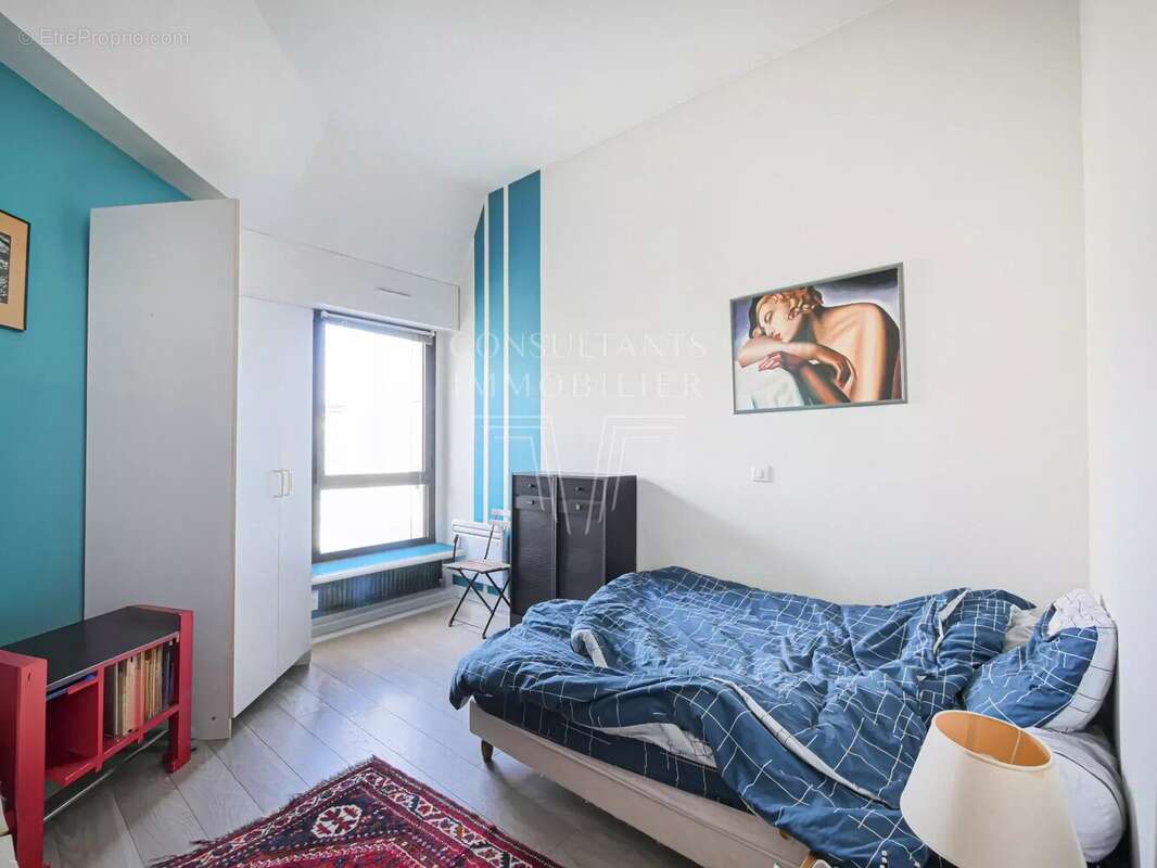 Appartement à LEVALLOIS-PERRET