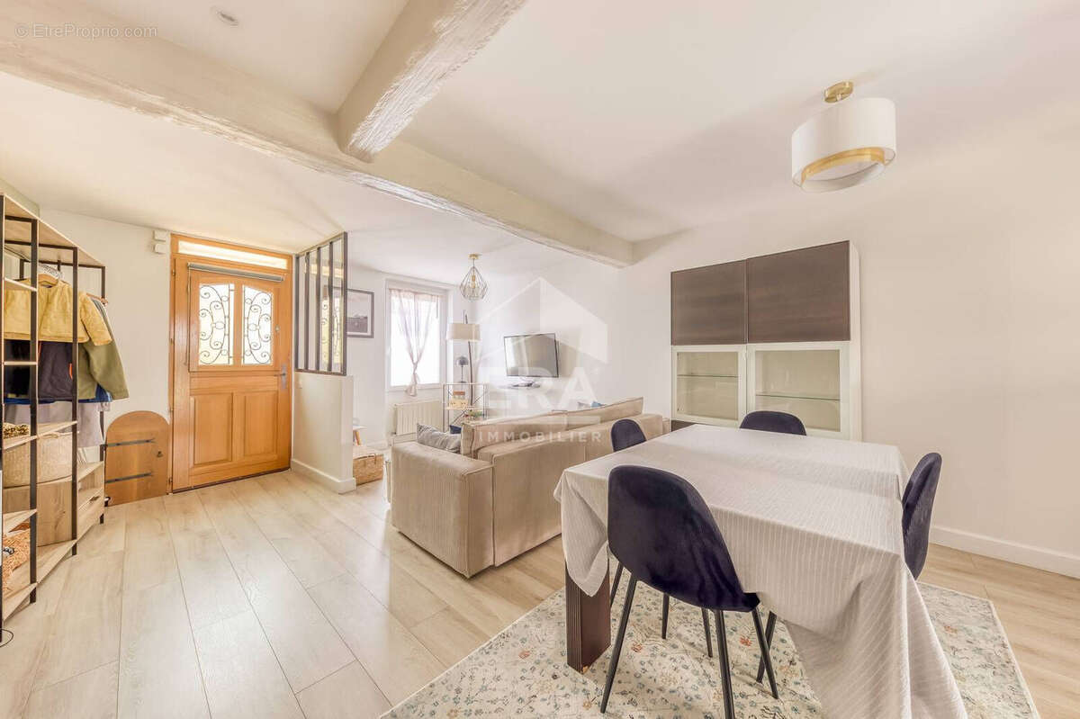 Maison à PONTAULT-COMBAULT