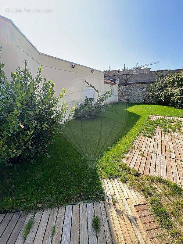 Maison à MONTEREAU-FAULT-YONNE