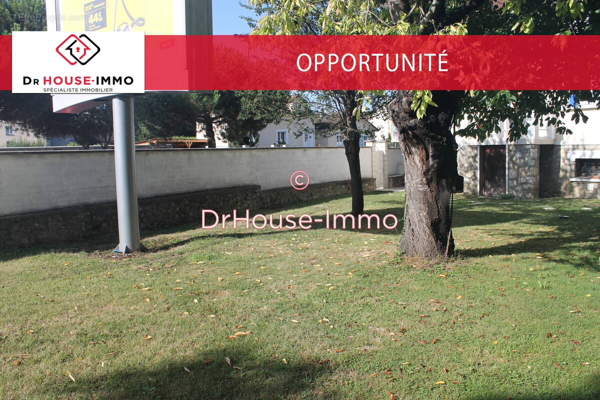 Terrain à VILLEPREUX