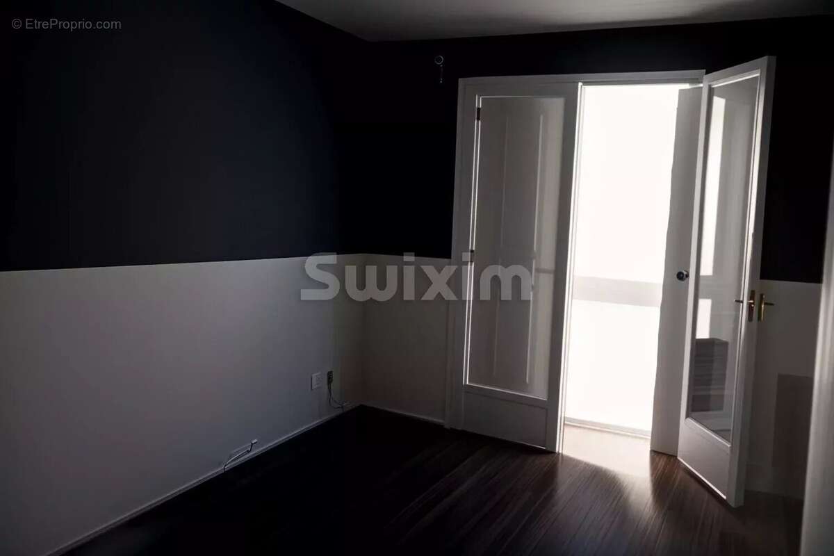 Appartement à MARSEILLE-3E