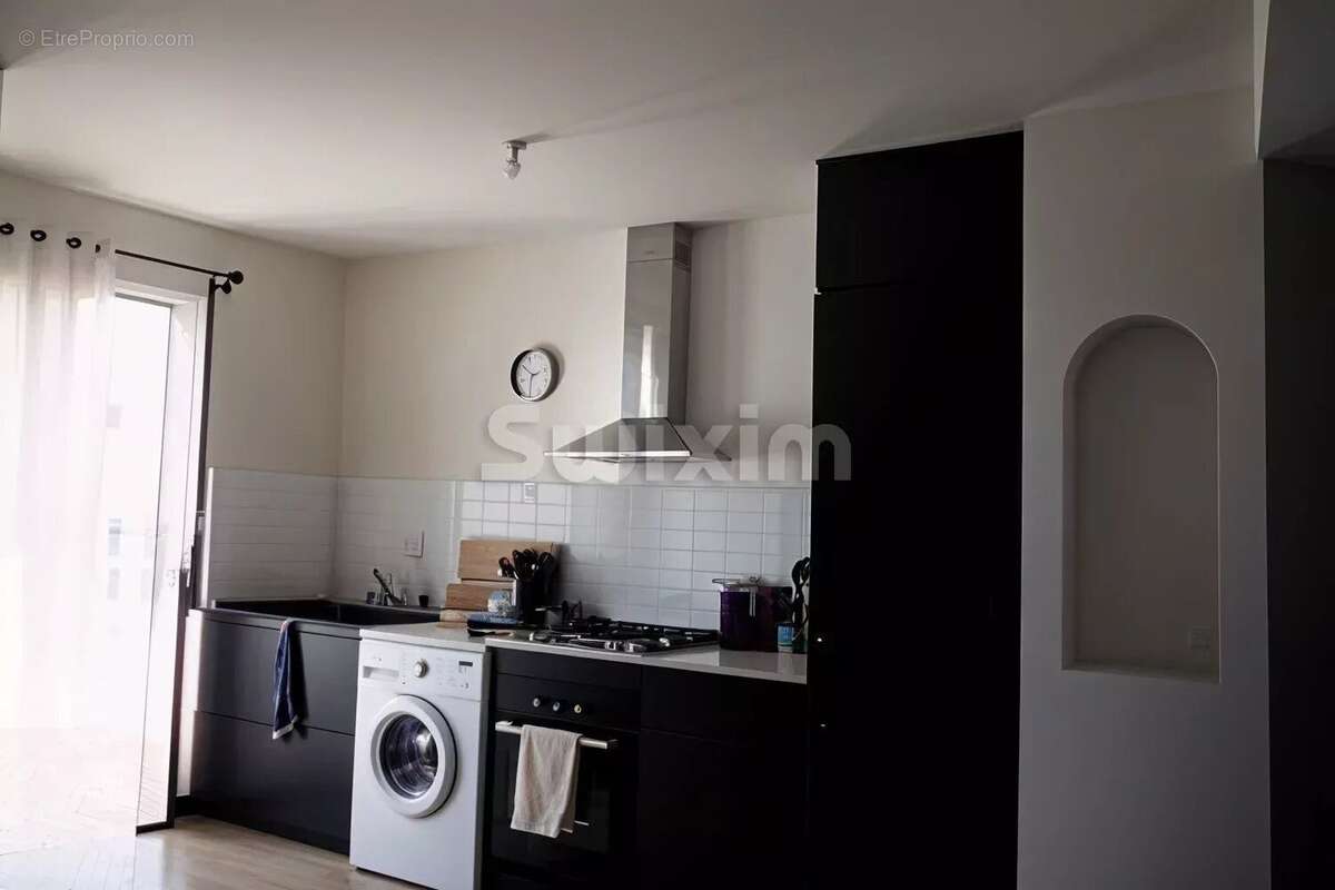 Appartement à MARSEILLE-3E