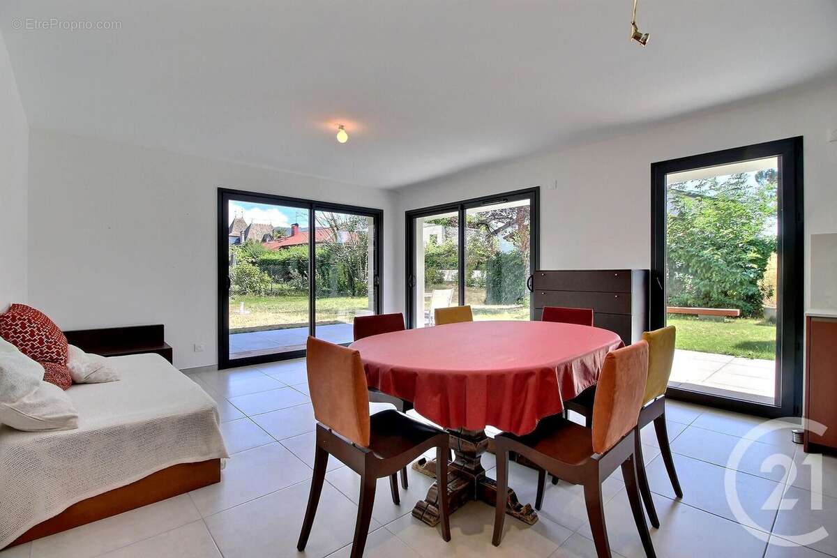 Appartement à THONON-LES-BAINS