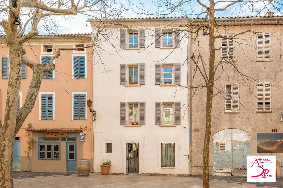 Maison à COLLOBRIERES
