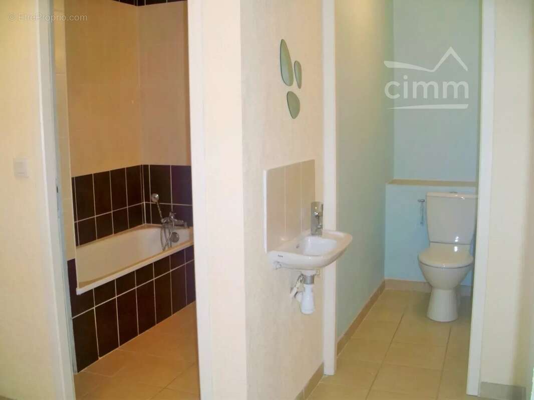 Appartement à SAINT-BARTHELEMY-DE-VALS