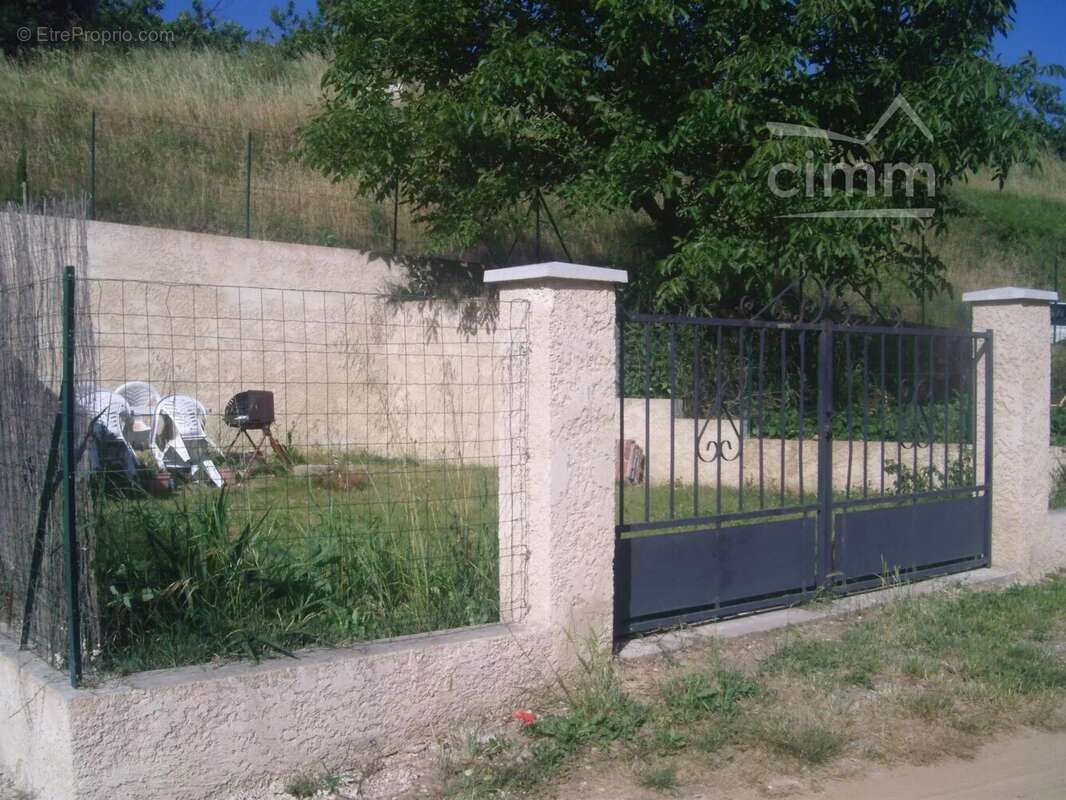 Appartement à SAINT-BARTHELEMY-DE-VALS