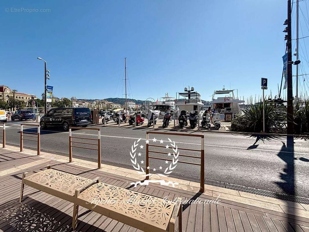 Appartement à CANNES