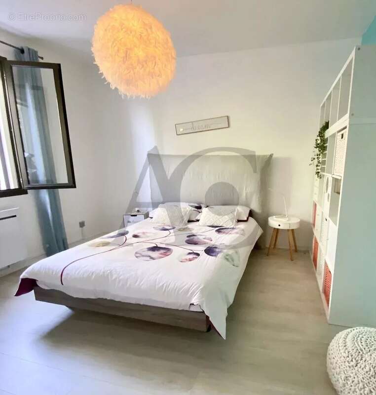 Appartement à VILLENEUVE-LOUBET