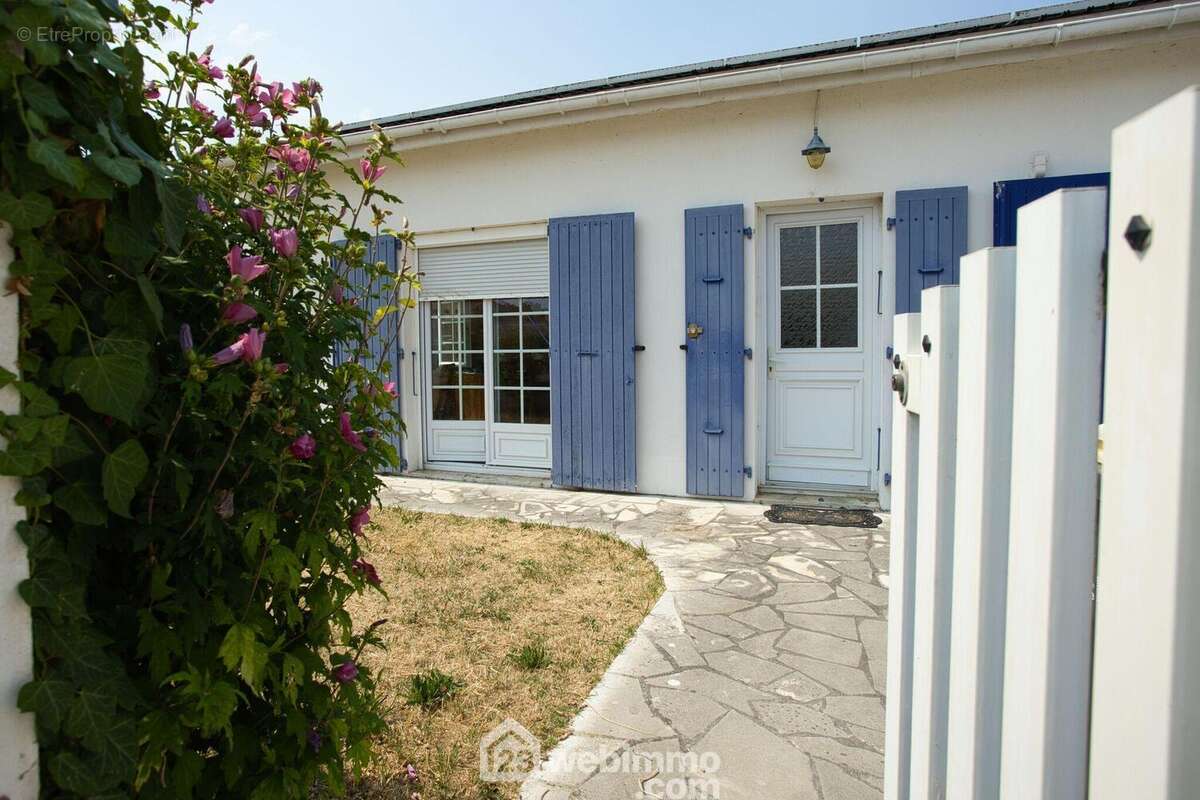 Maison à NIEUL-SUR-MER