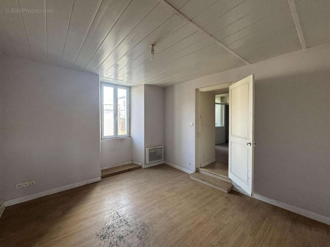   - Appartement à NIORT