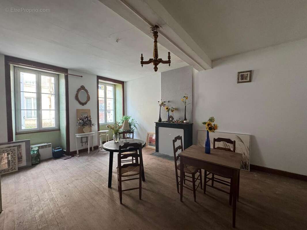   - Appartement à NIORT