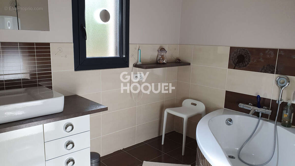 Maison à ESCLAUZELS