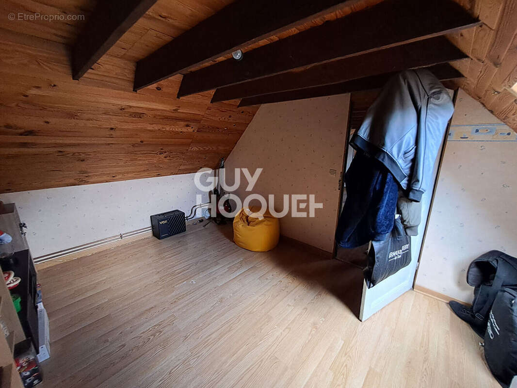 Maison à GOUZEAUCOURT