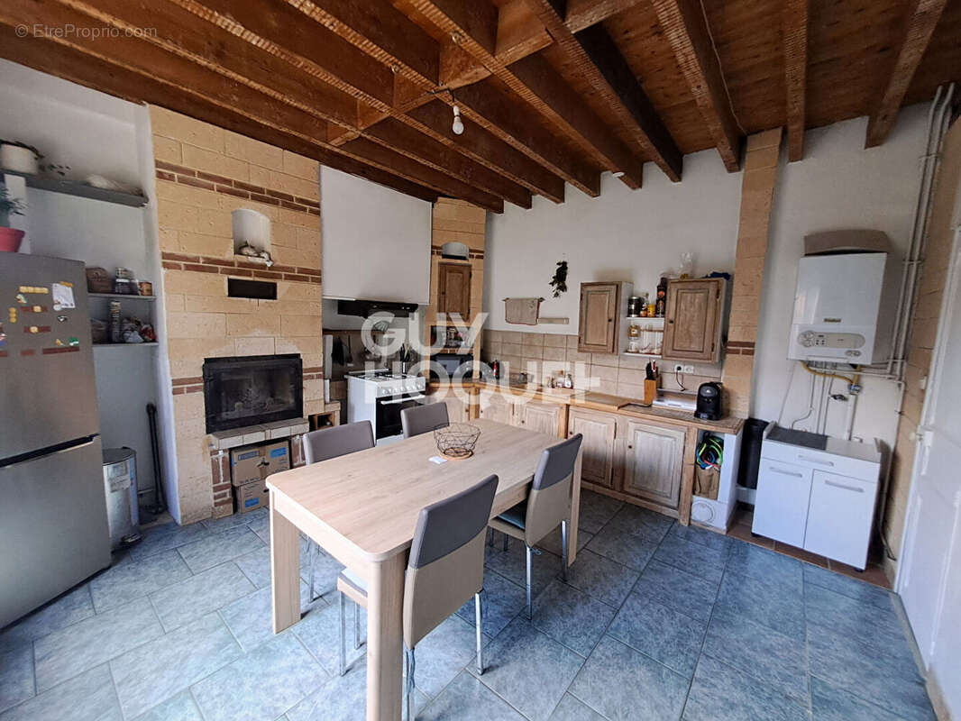 Maison à GOUZEAUCOURT